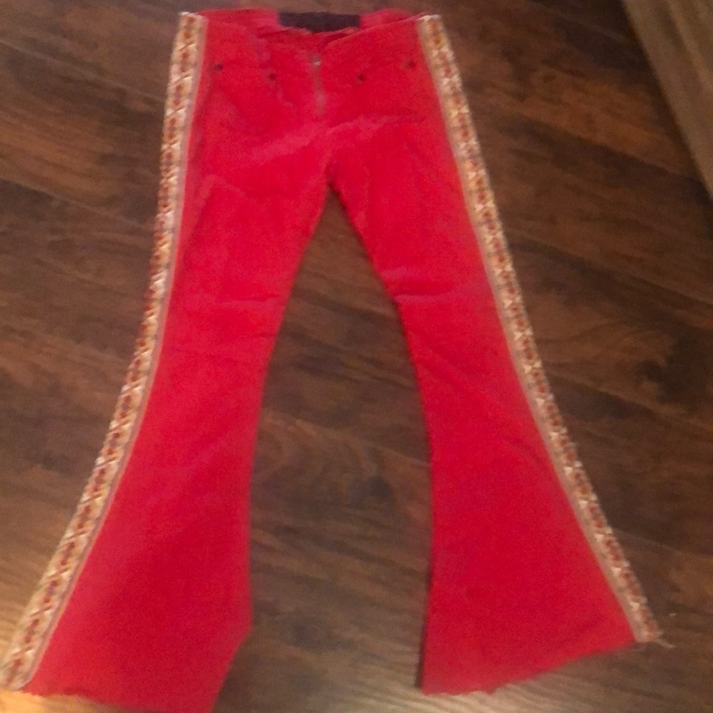 Super. Ute one teaspoon flares